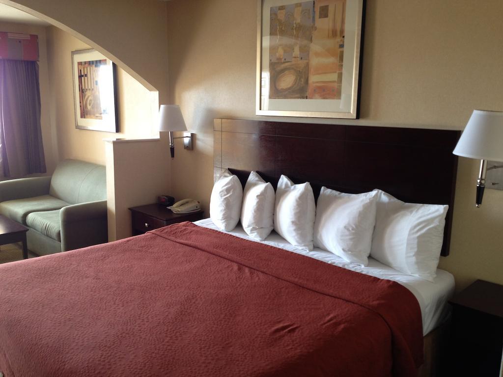 Quality Inn Carthage Szoba fotó